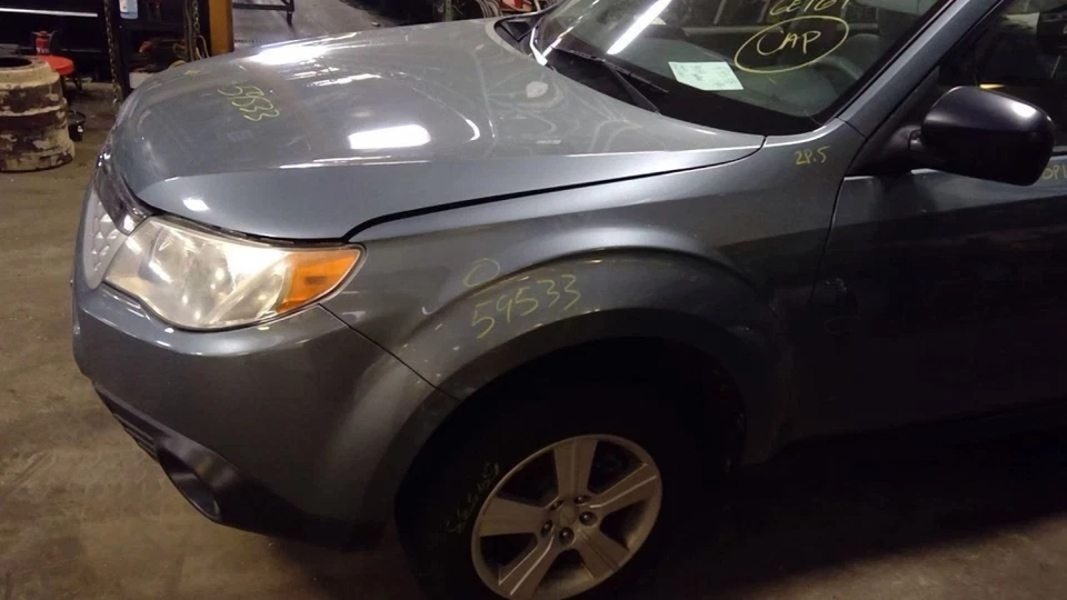 (LOCAL PICKUP ONLY) Trunk/Hatch/Tailgate Without Spoiler Fits 09-13 FORESTER 424 - Image 4 of 4