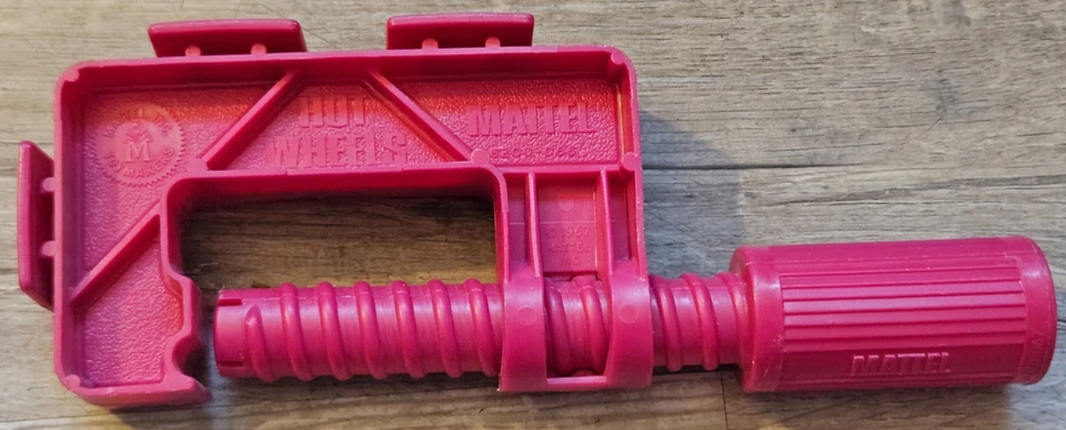 6 abrazaderas de oruga vintage 1967 Mattel Hot Wheels Red Line púrpura en forma fantástica Foto 2 de 4