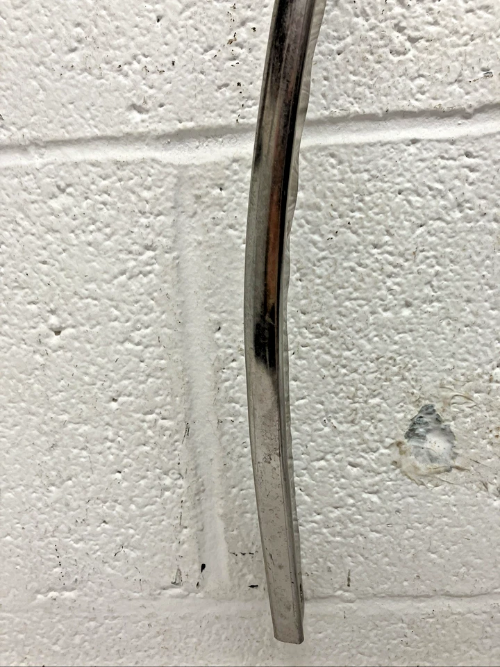 OEM GM Front RH/LH Wheel Well Trim Set 1250198/1250199 1976-77 Buick Regal (SR57 - Image 2 of 4