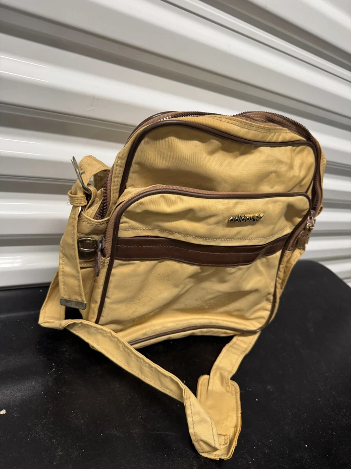 Bolso de Hombro de Viaje Adidas Vintage Años 70 Verde Retro Deportes Gimnasio Equipaje de Mano Foto 4 de 4
