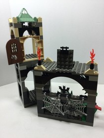 LEGO 4706 Harry Potter Sorcer's Stone: Forbidden Corridor READ