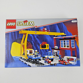 LEGO 4555 - 9V Cargo Station Freight Station Loading Crane 100% complete Original Box / OBA - Excellent
