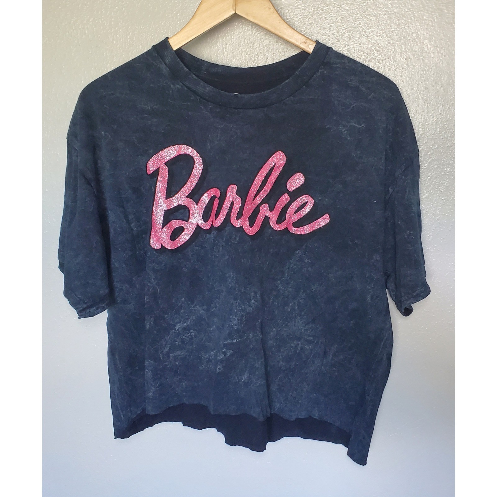 Barbie Graphic T Shirt Women's XL/EG Black Mineral Wash Pink Glitter Logo