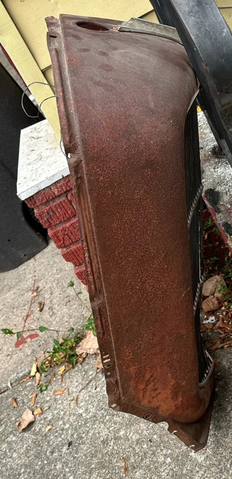 Parrilla de camioneta Ford 1936 original carcasa emblema V8 panel de camioneta 1/2 tonelada Foto 2 de 4