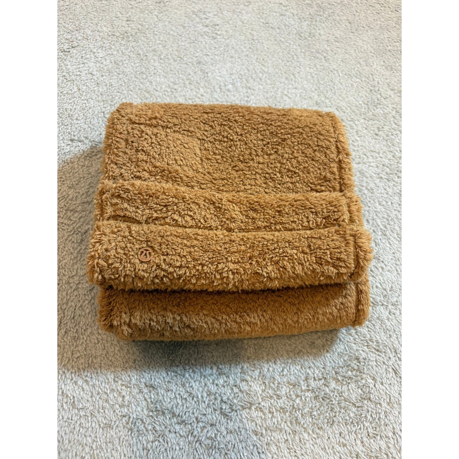 Lululemon Vinyasa Scarf Fleece Tan Brown Snap Wrap O/S LW9DSVS Cozy Plush Rare