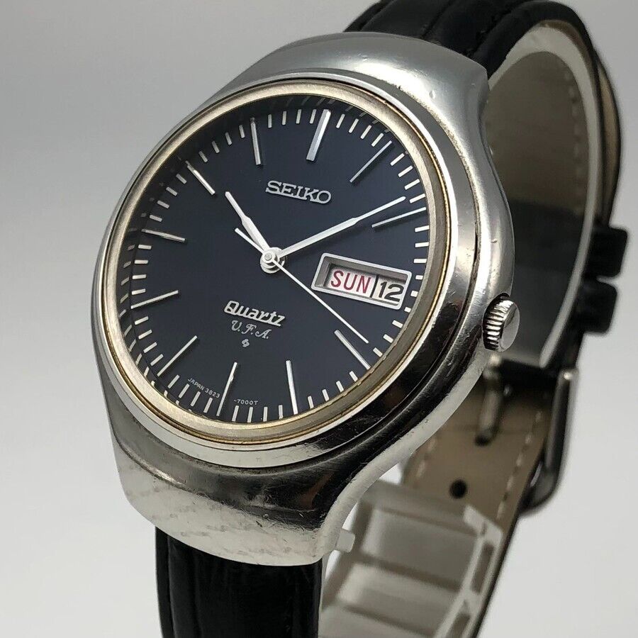 Vintage 1974 SEIKO V.F.A. 3823-7001 Navy Dial Quartz Men's Vintage 1974 SEIKO V.F.A. 3823-7001 Navy Dial Quartz Men's