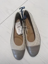 NWT Time And Tru Flats Sz 8 Ballet Flats Quilted Tan Bone Memory Foam New Slip O