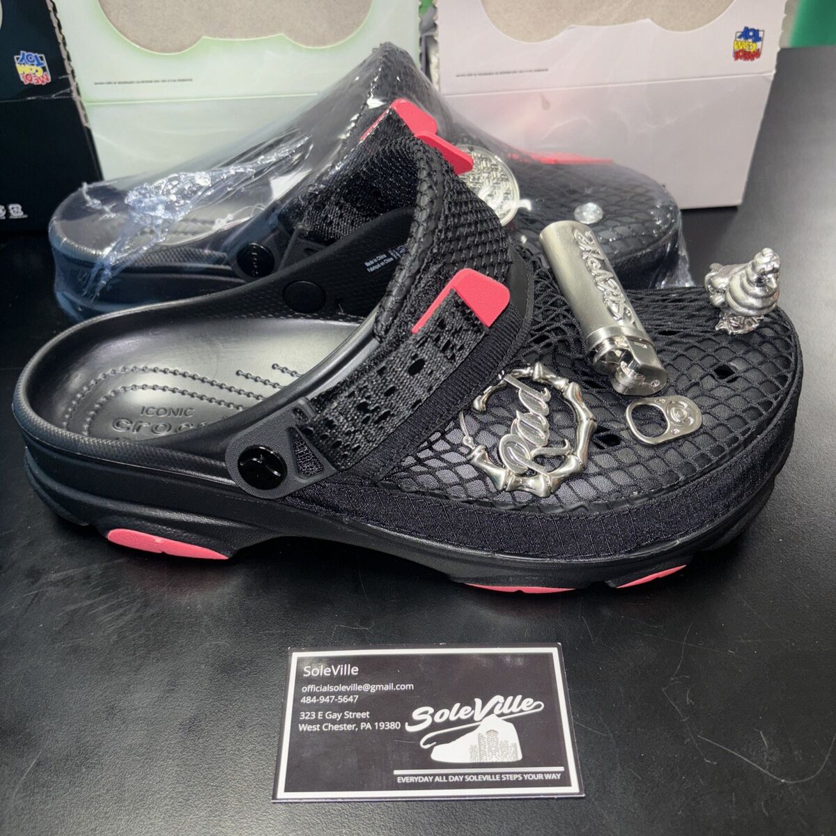 Staple Homing Pigeon Crocs Clog 30cm 黒 Staple x Crocs Homing Pigeon (Black) All Terrain Clog with