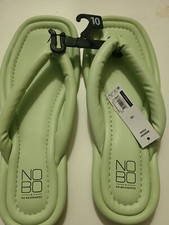 No Boundaries Women s Puffy Flip Flops Size 10
