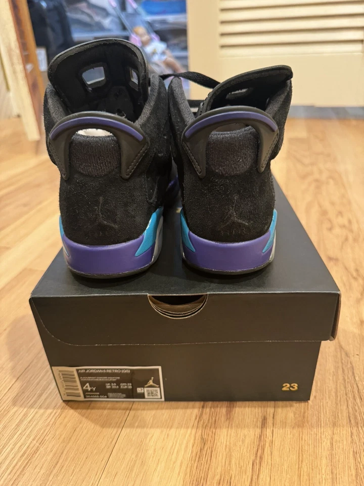 Jordan Retro 6 Aqua Kids Size 4y - Image 4 of 4