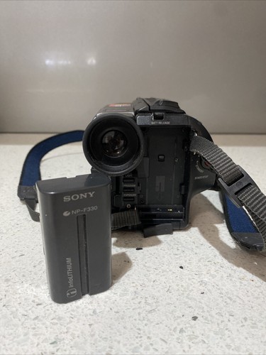 Sony Handycam Vision CCD-TRV23E video Camera Recorder (w/genuine Battery) - Picture 7 of 10