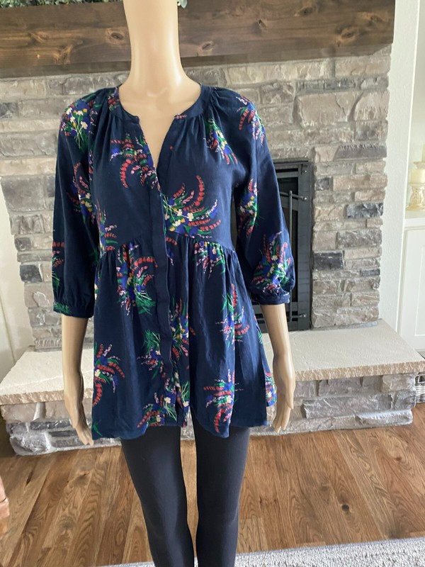 ANTHROPOLOGIE / MAEVE Top, Blue Floral V-Neck, 3/4 Sleeve , Boho, small - 022