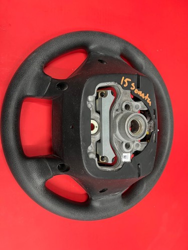 15-17 HYUNDAI SONATA STEERING WHEEL BLACK W/ CRUISE AND FUNCTIONS USED OEM - Picture 2 of 13