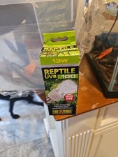 Exo Terra Reptile UVB 100 - Bulb - 13W for Tropical Terrarium