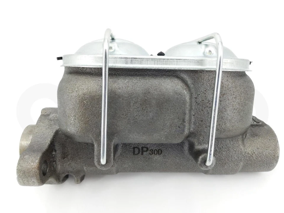 Cilindro de freno maestro Dorman M101266 para 74-84 GMC Chevy P20 P2500 G30 C20 C30 Foto 3 de 4