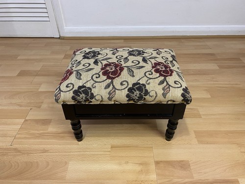 Amazing Vintage Style Footstool Foot Rest Sewing Box Wit Storage & Floral Design - Picture 1 of 24