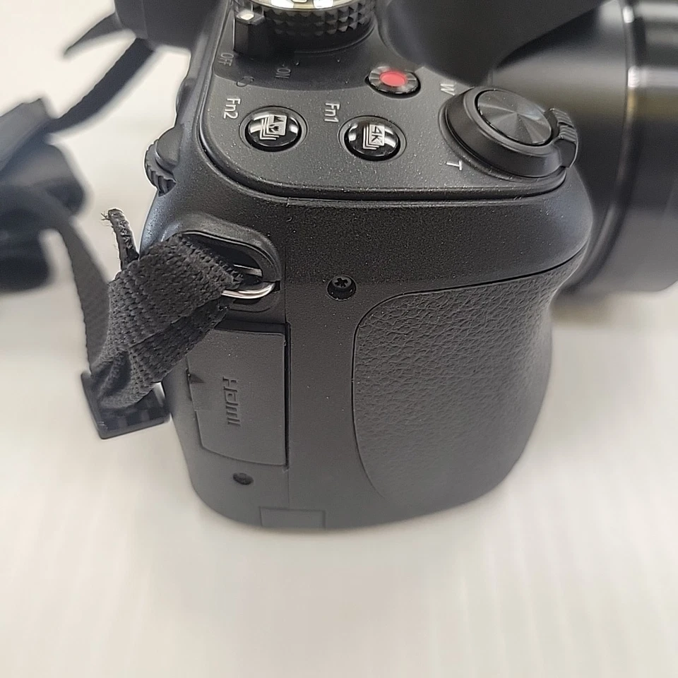 Panasonic Lumix DC-FZ80 18.1MP Digital Camera W/Battery & Charger - Imagem 3 de 4