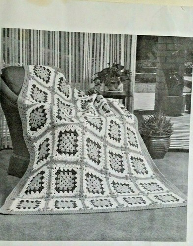 ALL TIME FAVORITE AFGHANS 7 Patterns to Knit & Crochet 1072 Jean Leinhauser - Picture 6 of 10