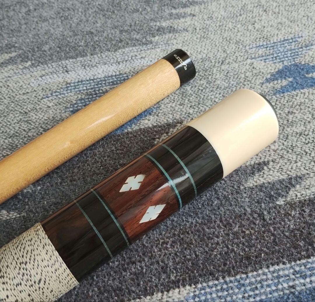 ビリヤード JOSS Custom Cues 1983 White Letter Logo ビリヤード JOSS Custom Cues 1983 White Letter Logo JOSS