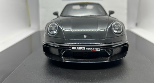 GT SPIRIT 502 PORSCHE BRABUS 900 ROCKET-R LIMITED EDITION 1:18 SCALE - Picture 5 of 11