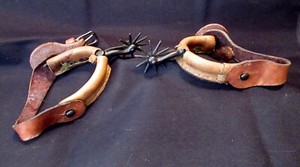 UNIQUE VINTAGE SET OF ANCHOR BRAND DROP SHANK SPURS