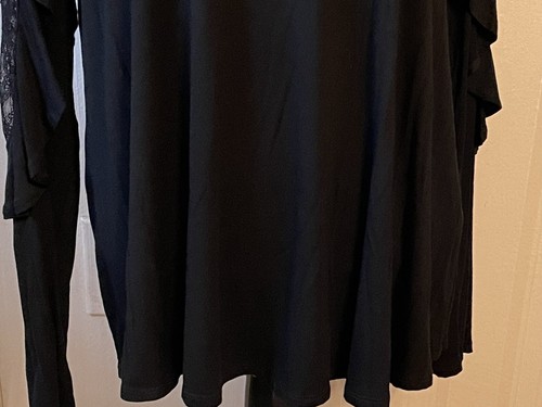 NEW! Beautiful Medium Flowy Black Top Lace Insert Sleeves So Unique - Picture 11 of 13