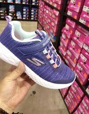 Skechers Girl's shoes  Size 11 NIB