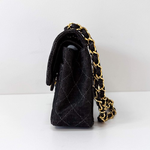 CHANEL Classic Flap Denim Shoulder Bag - Picture 4 of 18