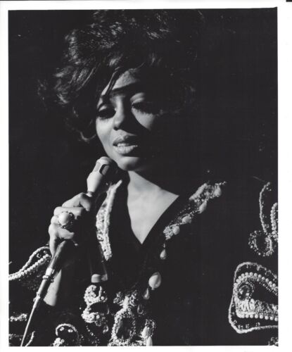 RARE 1970 DIANA ROSS & THE SUPREMES AT FRONTIER 8x10 Glossy Photo LAS VEGAS