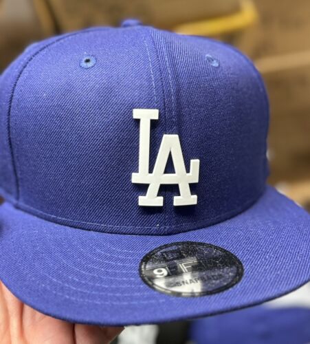 New Era Los Angeles Dodgers Snapback Blau Hut Weiß Metall Abzeichen - Afbeelding 1 van 2