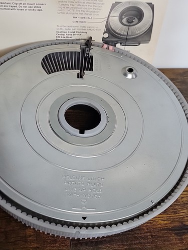 Kodak Carousel Transvue 140 Slide Projector Tray in Original Box + Instructions - Picture 13 of 13