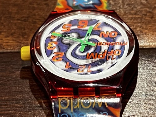 Swatch MusiCall Beat Paulo Mendonca Música CD Gráfico Cara Reloj Caja de Regalo Set - Imagen 7 de 14