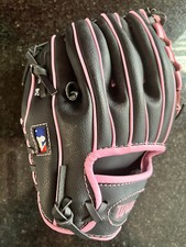 Wilson A200 Youth T-Ball Mitt GLOVE 10" Pink/Black Right Hand Thrower