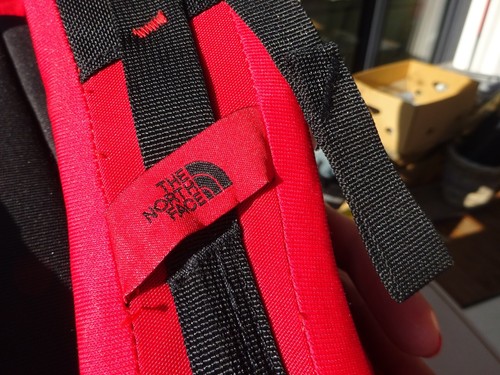 Bolso señora THE NORTH FACE INSTIGATOR 28L mochila portátil textil rojo negro nuevo - Imagen 5 de 18