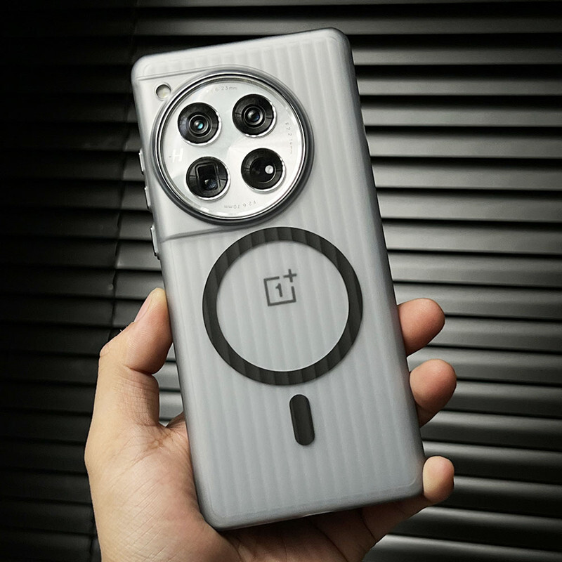 Matte Hard PC Slim Back Case For OnePlus 13/12 Cover Magnetic Corrugated