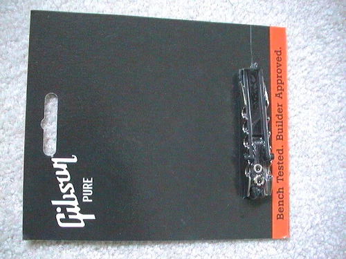 GIBSON NYLON STRING CAPO ACGG-175 GENUINE ACCESSORIES - NEW "OLD STOCK"
