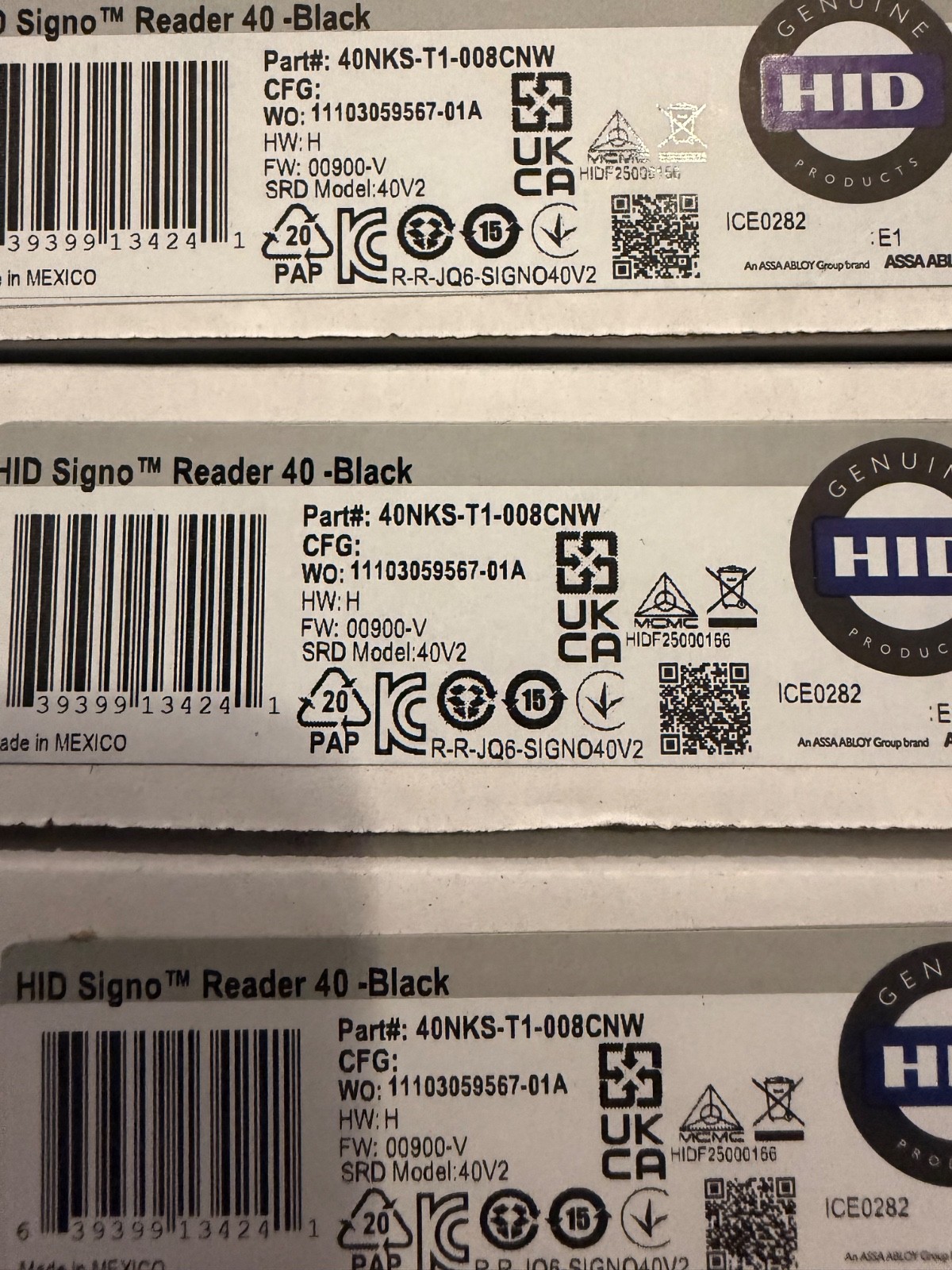 HID Signo 40 Smart Card Access Control Reader - Black (40NKS-T1-008CNW)