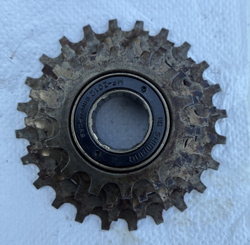 VIntage Shimano MF-Z012, 14-24T, 5 Speed Freewheel, English Thread