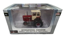 SpecCast IH Farmall 1256 Tractor 2WD & Duals 1/64 ZJD 1946