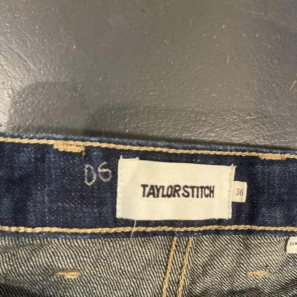 Pantalones de mezclilla Taylor Stitch para hombre 36x32 azul democrático botón mosca Foto 3 de 4