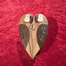 Parrots Wooden Puzzle Box, 4” X 2.75” X 2, 6 Pieces Felt Lined