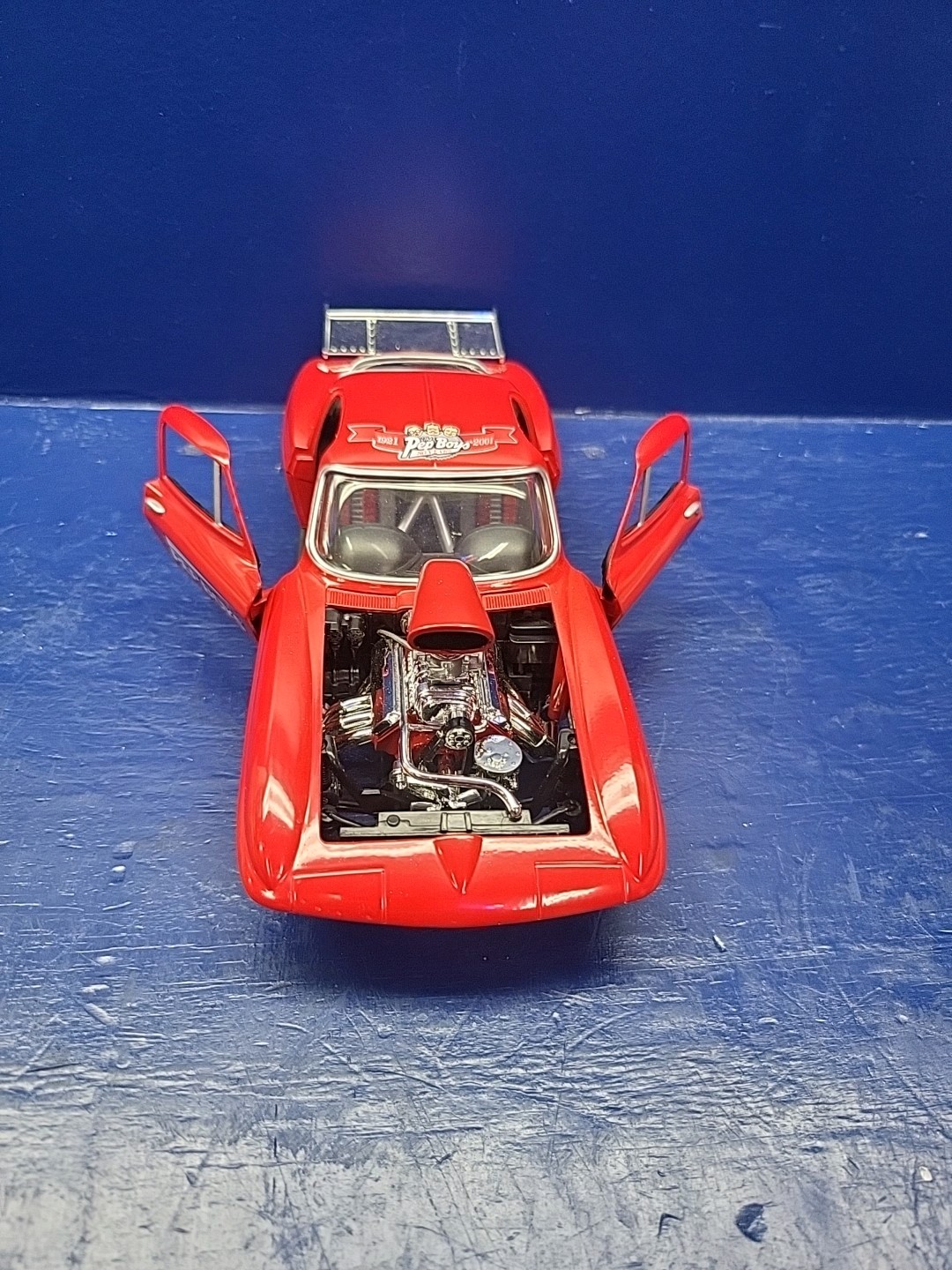 Picture 2 of 8