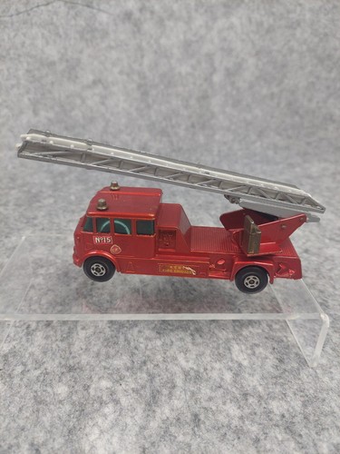 MATCHBOX SUPERKINGS MERRYWEATHER FIRE ENGINE number K-15