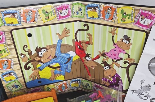 UGames Five Little Monkeys Jumping on the bed game Complete 2015 - Picture 12 of 17