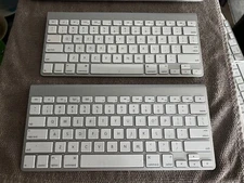 Apple A1314 Wireless Keyboard Tested And Working In Excellent Condition