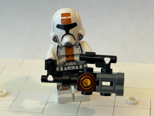 LEGO Star Wars Republic Trooper Cheek Lines minifigure 75001 sw0444 - Picture 7 of 7
