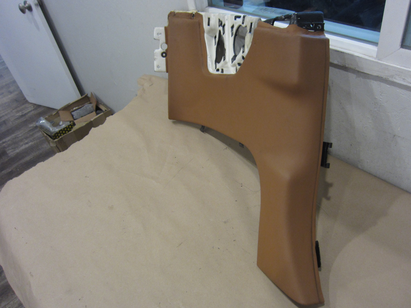 Ferrari California - LH Rear Side Panel-Cuoio Brown - P/N 81562500