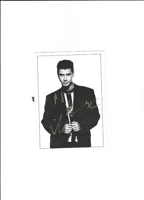 Original Autogramm von ETIENNE DAHO auf Foto