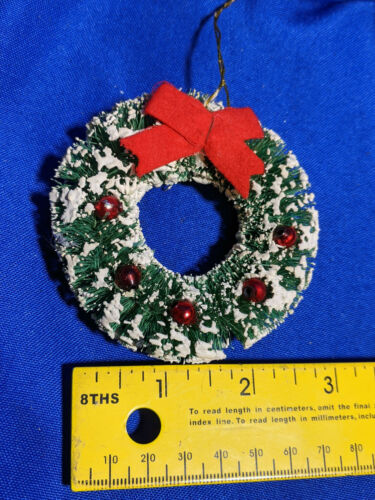Antique Xmas Tree Ornament Wreather Wire Brush Fake Snow Red Ribbon VTG Old - Picture 1 of 2