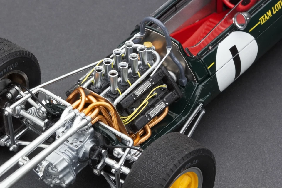Exoto | 1:18 | 1963 Exoto Lotus 25 F1 Jim Clark | 1st Grand Prix of Belgium - Image 4 of 4